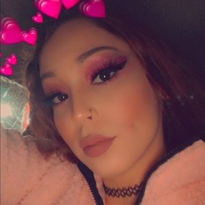 Meet your Posher, Liz